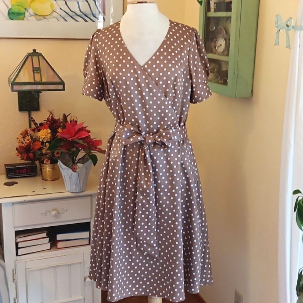 NEW Venus Pretty Woman Dress
